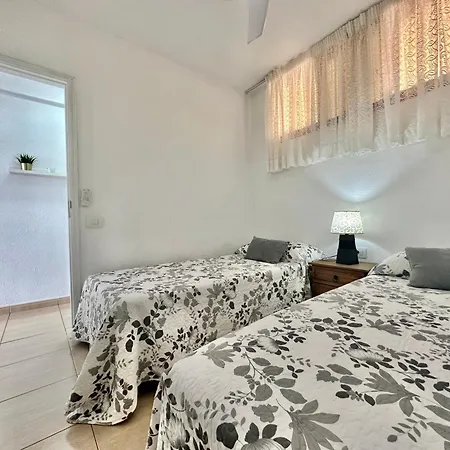 Sunbeach Апартаменты Арона