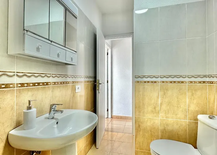 Sunbeach Daire Arona (Tenerife)